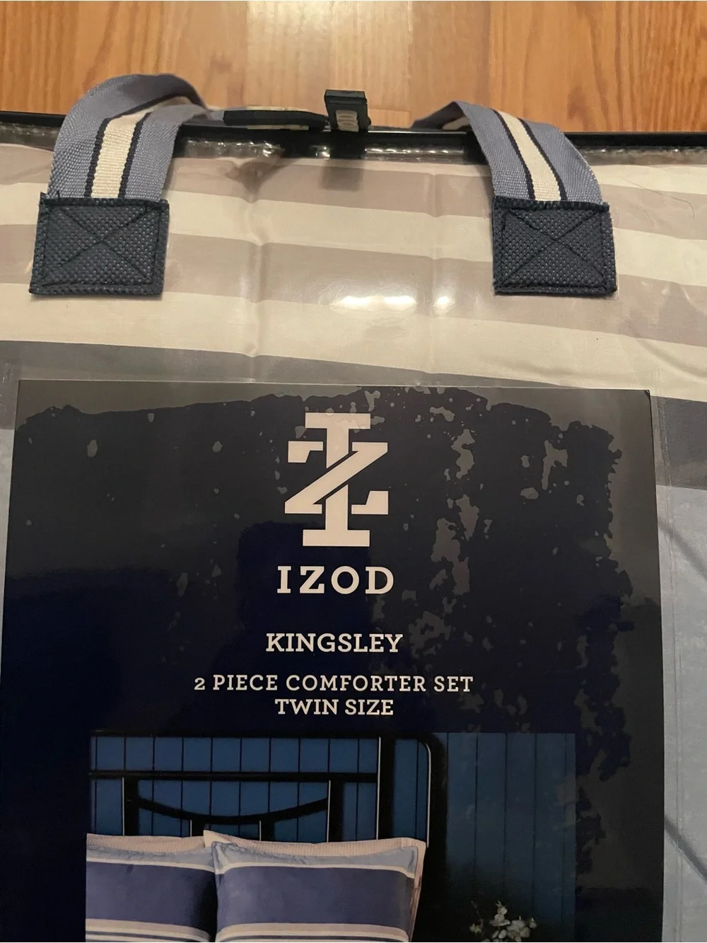 Izod Kingsley Twin Comforter